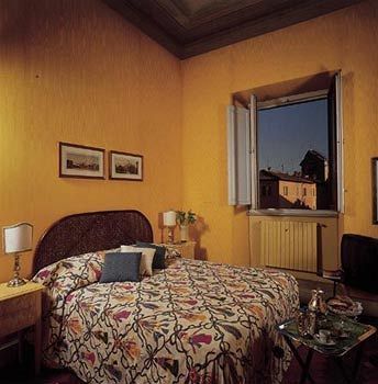 Caesar House Residenze Romane Couette-café Rome