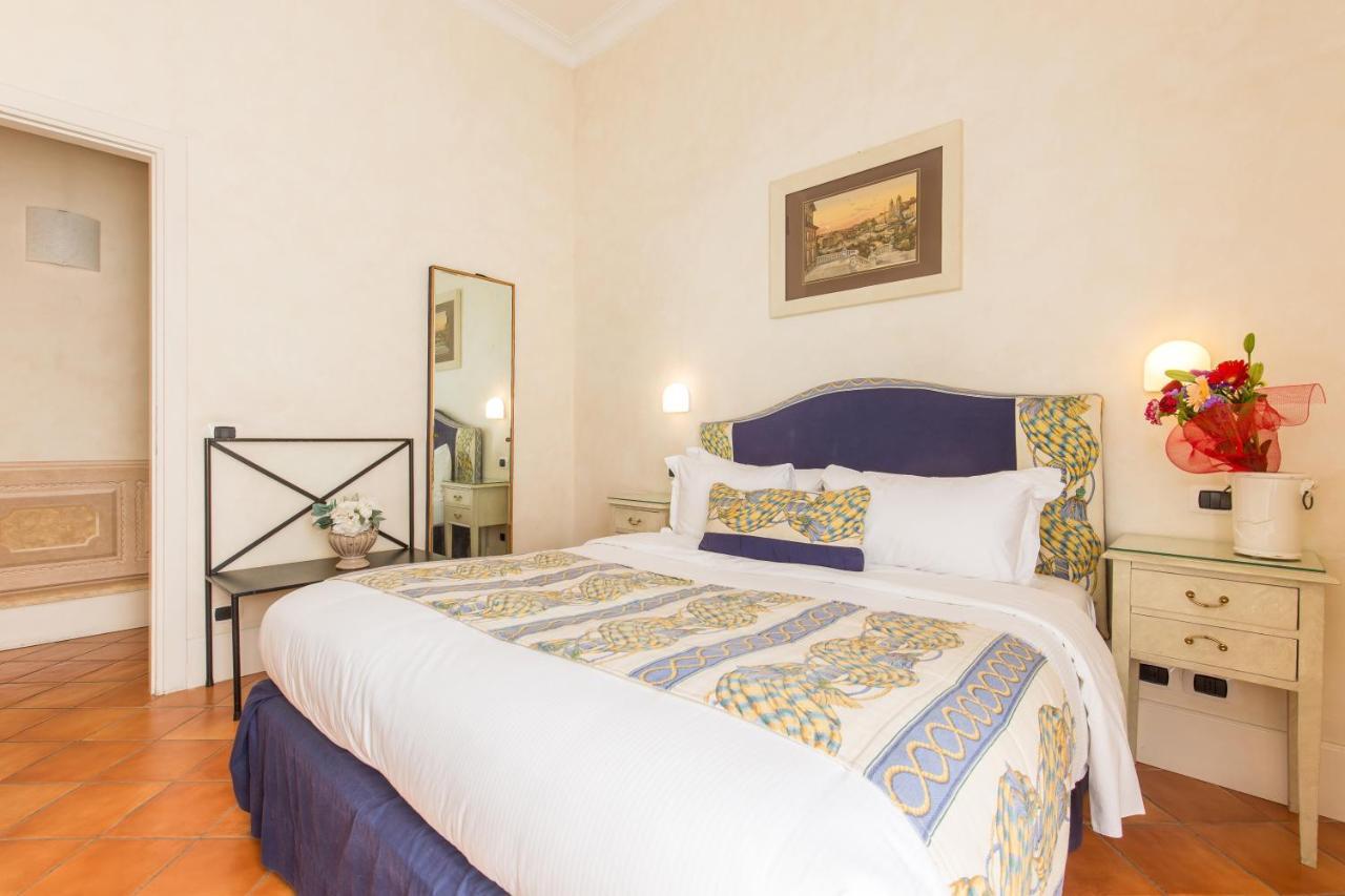 Caesar House Residenze Romane Couette-café Rome